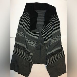 Kaisely Cardigan Negotiable